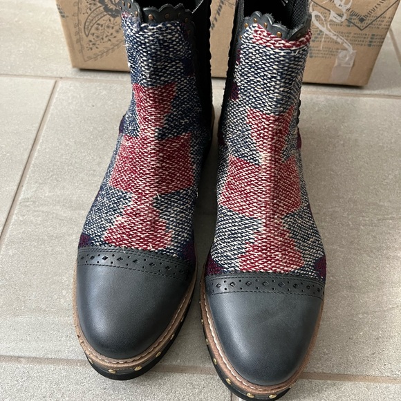 Free People Boots - Picture 10 of 15